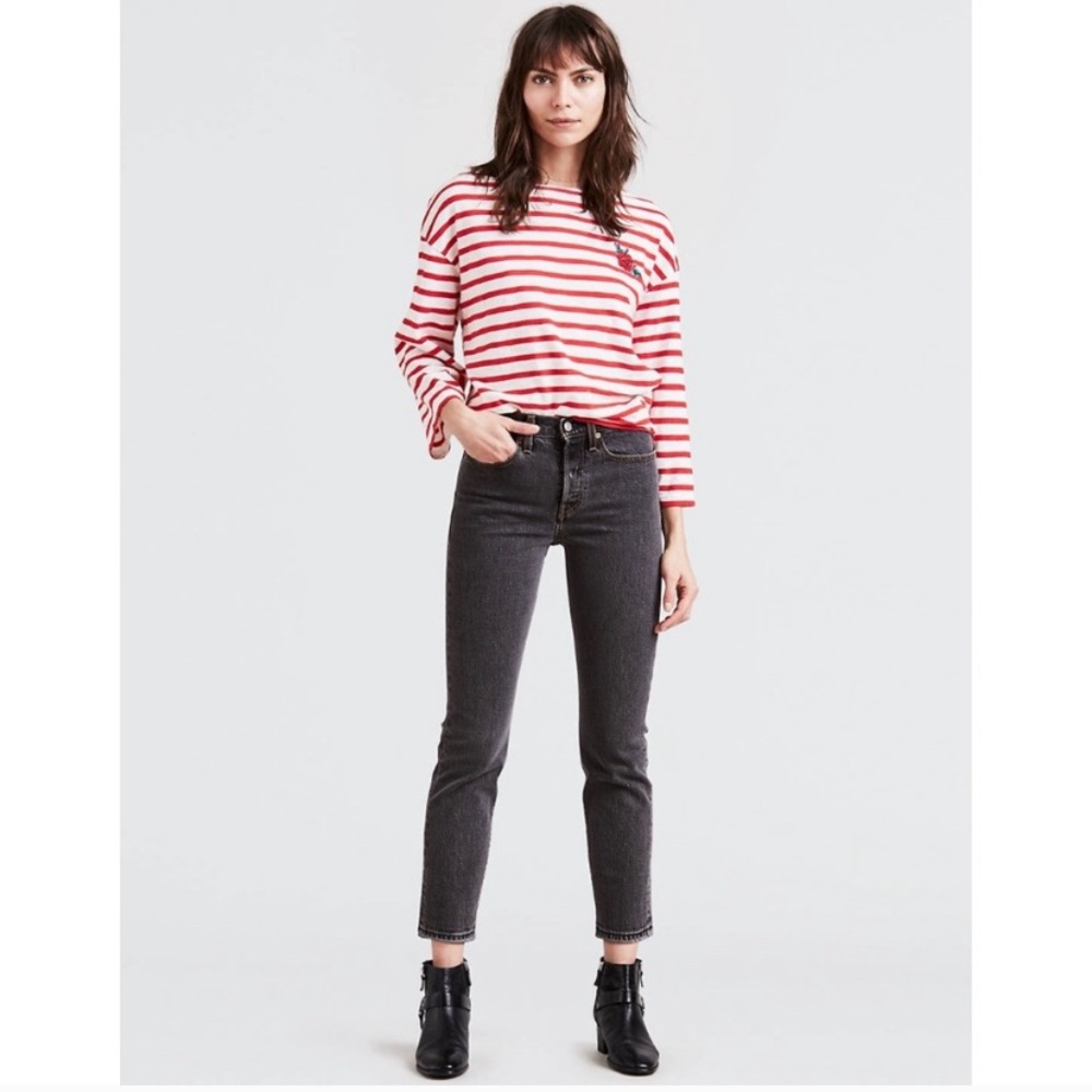 Levi’s black acid washed mom jean